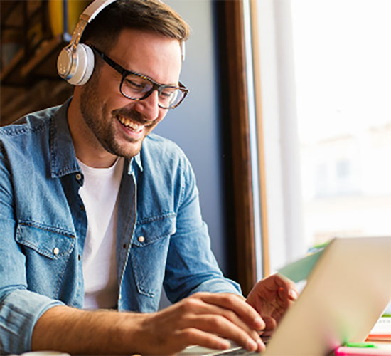 meine-wunschleuchte-karriere-content-manager-webshop